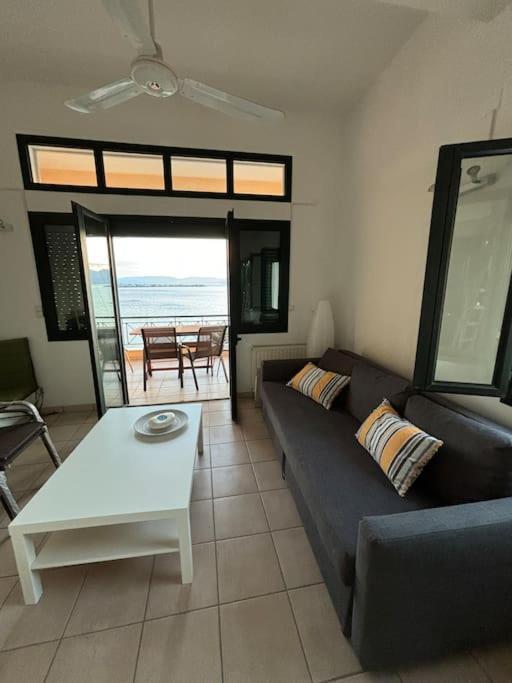 Appartement Avec Vue Aegina Экстерьер фото